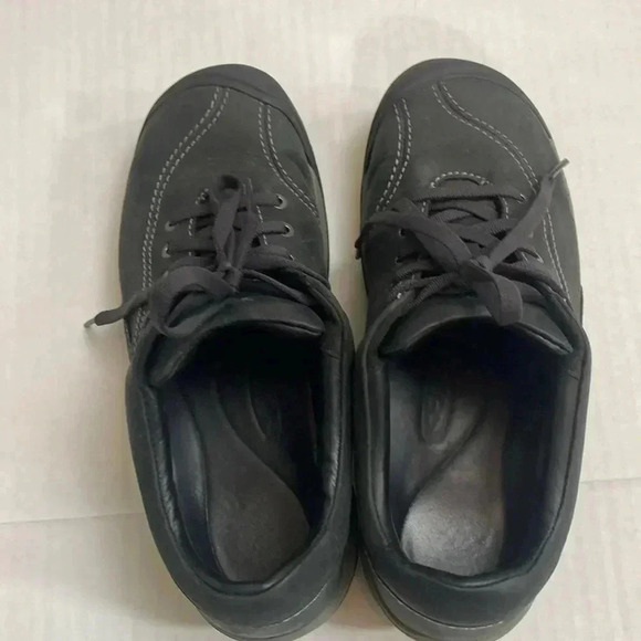 KEEN Women's Presidio 2 Leather Low Height Sneaker (Size 7.5) - Picture 7 of 12